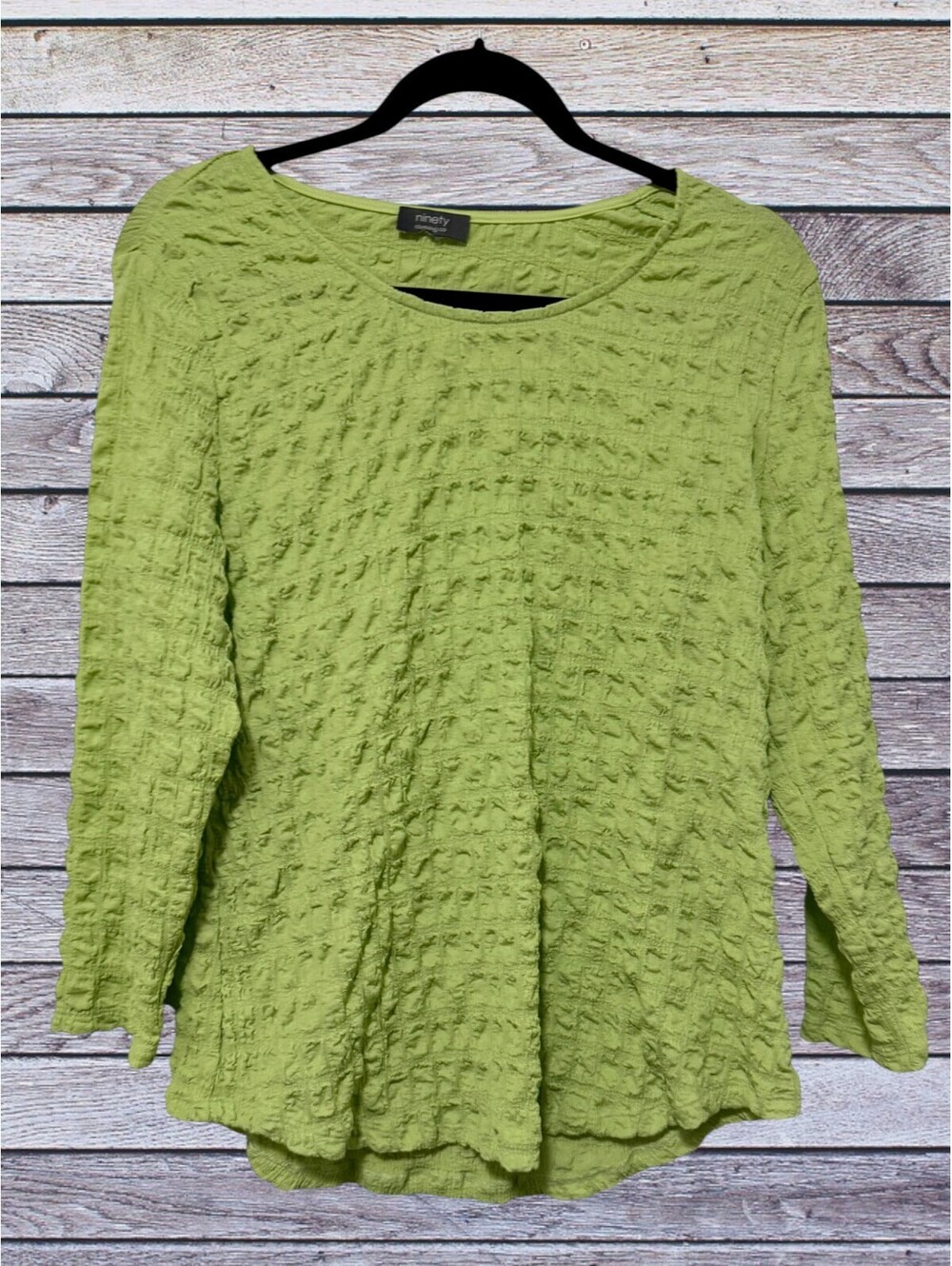 🌼 ninety clothing co. Textured Long Sleeve Top — Size M